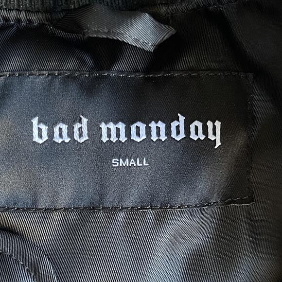 Bad Monday Bomber Jacket Mens Small Black Quilted Skull Moth Embroidered Zip - Picture 6 of 11